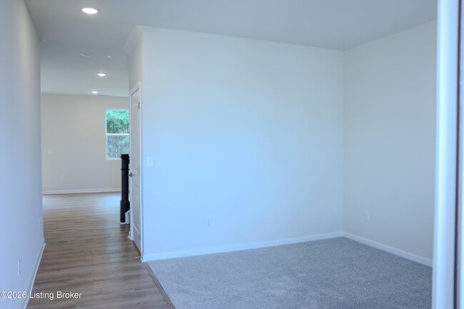 Photo - 8300 Fairmount Rd