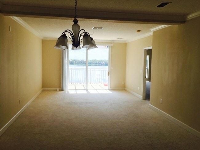 Photo - Luxurious 3 bed 2 bath condo with Great Vi...