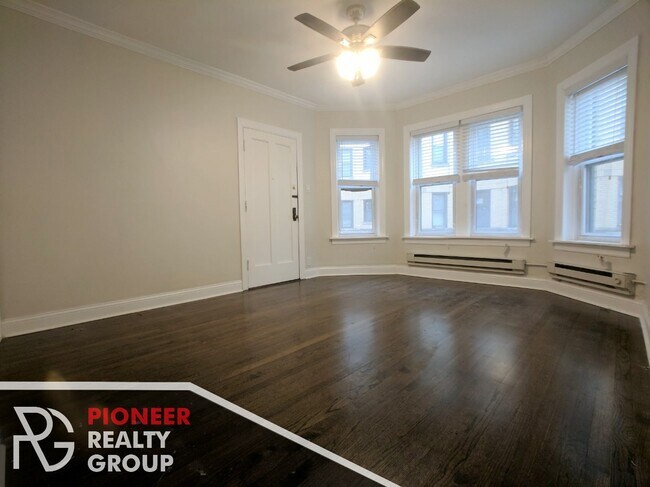 3814 N Greenview Ave Unit 3819-3W
