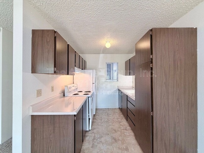 Building Photo - 13325 SW 17th St