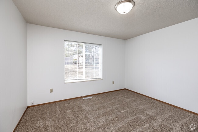 2BR, 1BA - 960 SF - First Bedroom - The Meadows