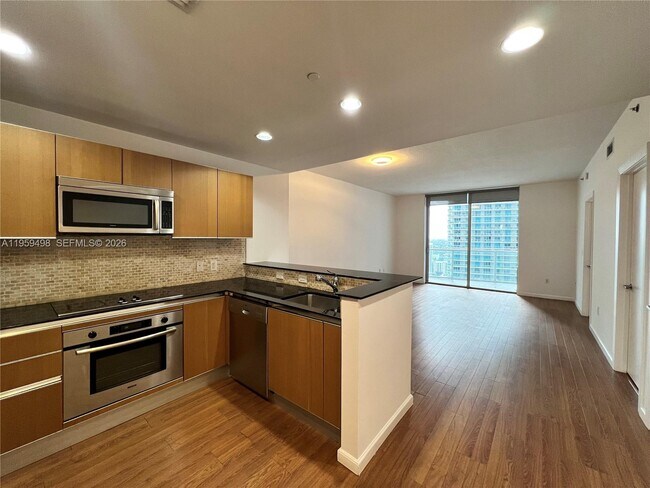 Photo - 1060 Brickell Ave Unit 2513