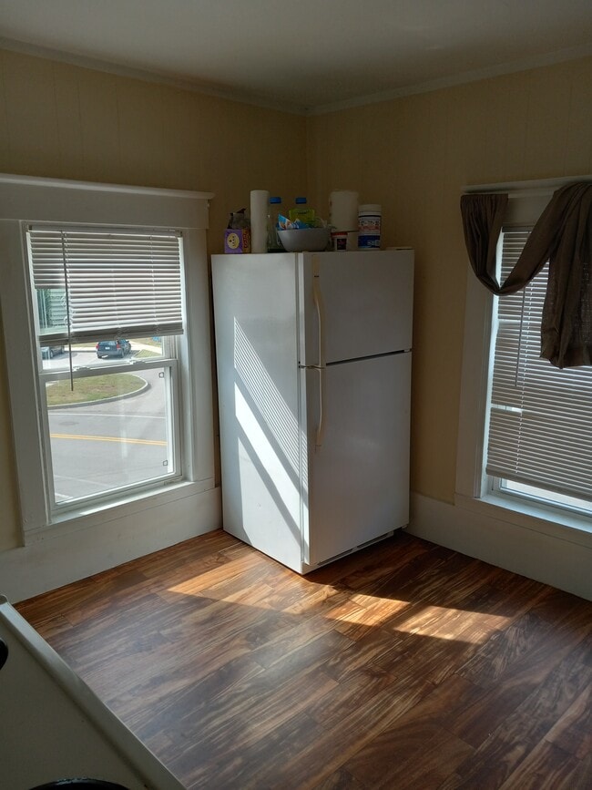 Photo - 163 Autumn St Unit C