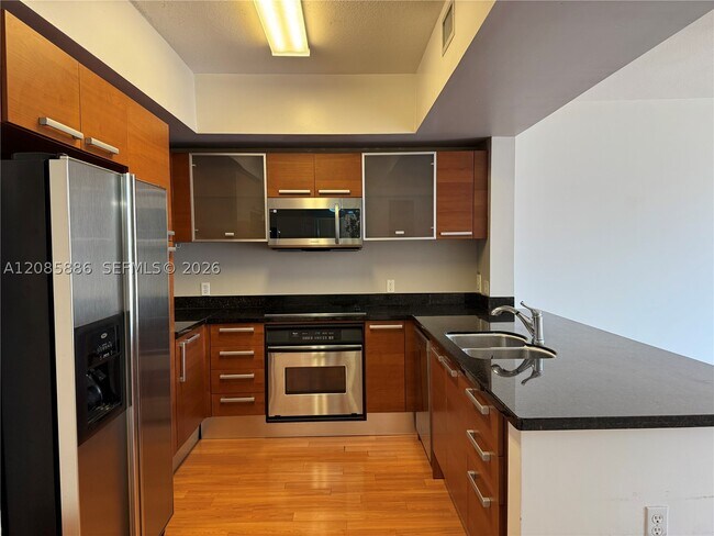 Photo - 2030 Douglas Rd Unit 608
