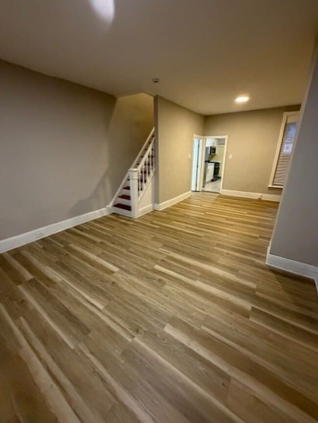 Photo - Spacious 3 Bedroom Grays Ferry