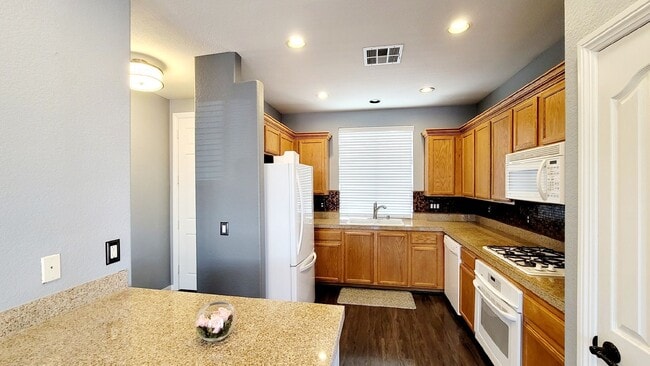 Photo - 6292 Huntington Ridge Ave