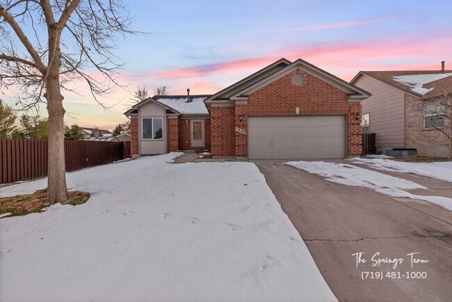 Great 5 Bedroom Rancher w/ A/C in Cheyenne... - Great 5 Bedroom Rancher w/ A/C in Cheyenne... House