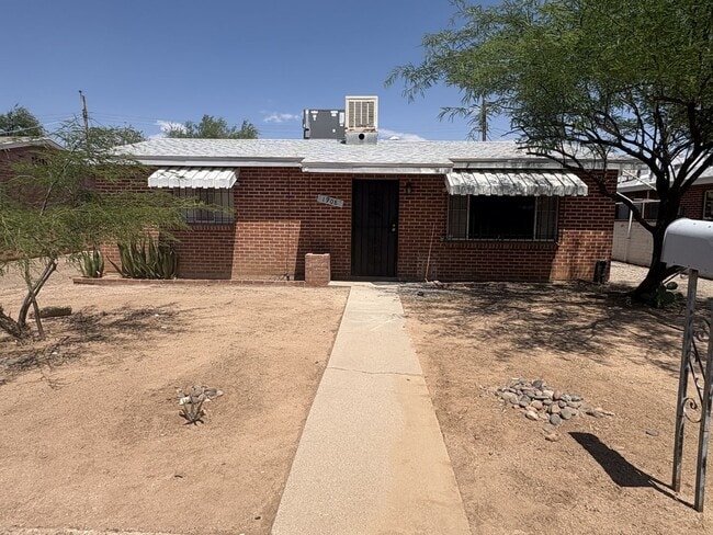 Photo - Centrally located Gem for rent