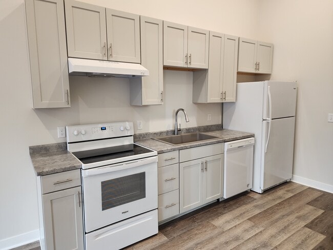 Photo - 1896 Building Unit 1A