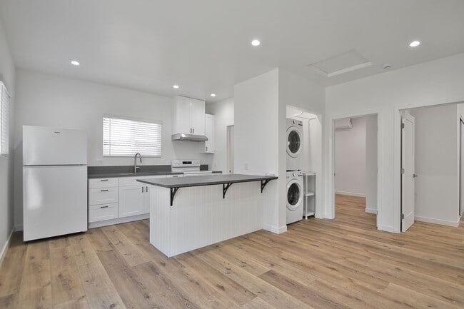 Photo - 1704 W 169th Pl Unit B