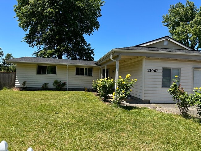 Building Photo - 13067 SW 63rd Pl