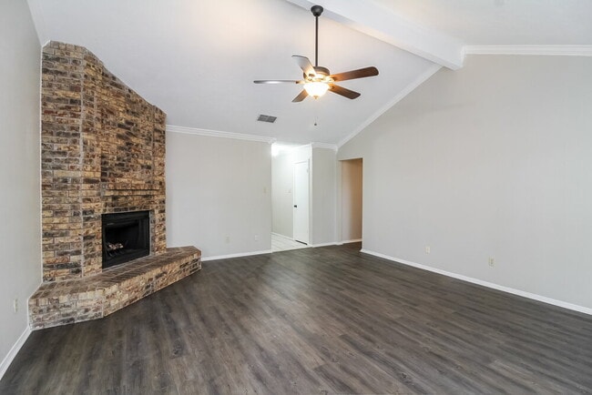 Photo - 2310 Overbrook Dr