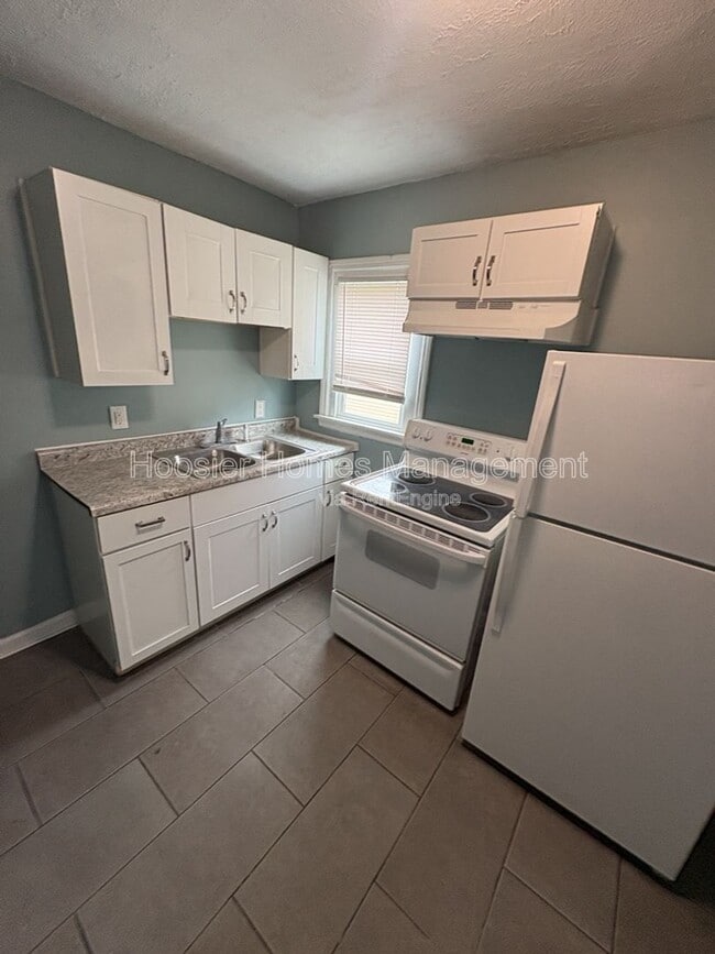 Photo - 1031 N Centennial St