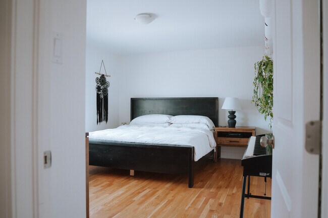 Photo - 56 Sweetnam Dr Unit C