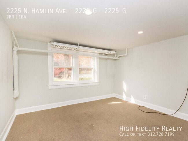 Photo - 2225 N Hamlin Ave Unit 2225-G