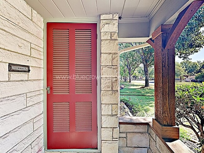 Photo - 2137 Barberry Dr