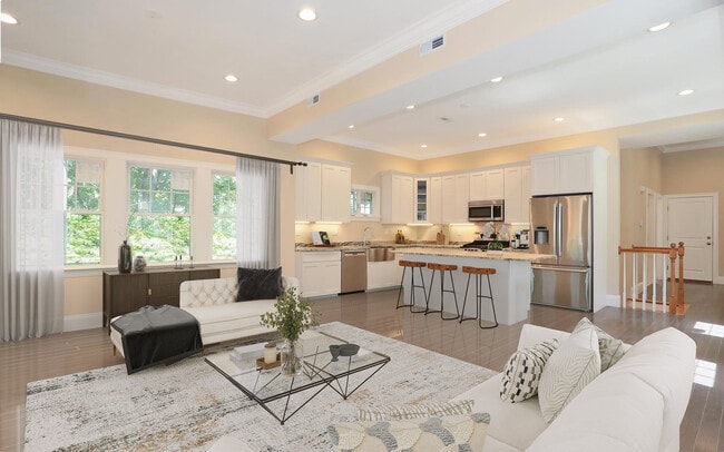 Photo - 47 Alpine St Unit 1