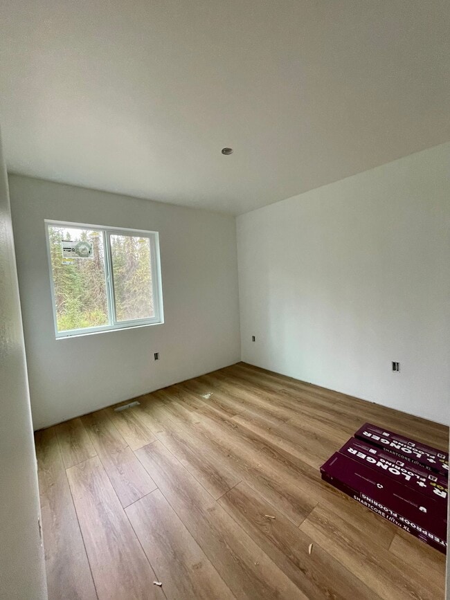 Photo - 6737 W Queen Anne Ave