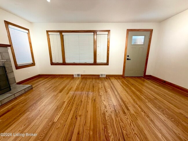 Photo - 2219 Woodbourne Ave