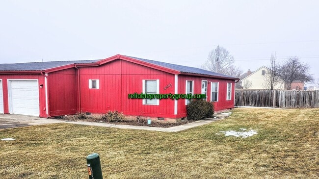 Building Photo - New Listing!!