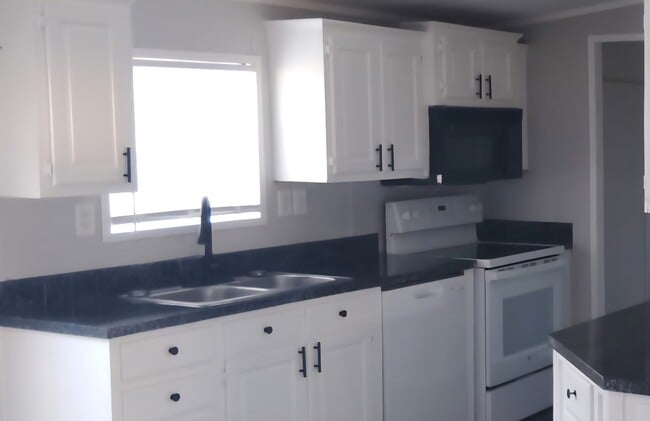 Photo - 16414 Trenda Ct