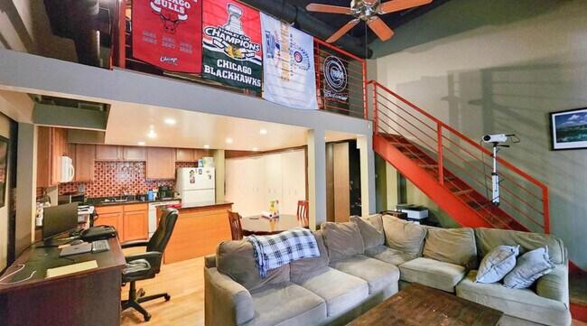 Photo - 211 E Ohio St Unit 319