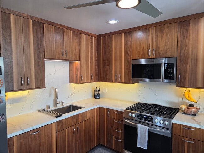 Photo - 2601 Huntington Ln