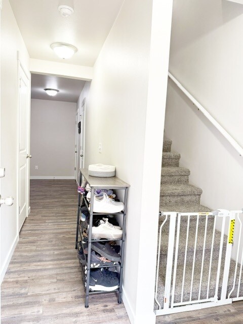 Photo - 1261 NE Larson Blvd