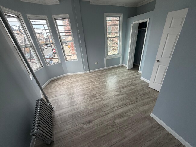 Photo - 286 Sussex Ave Unidad 2