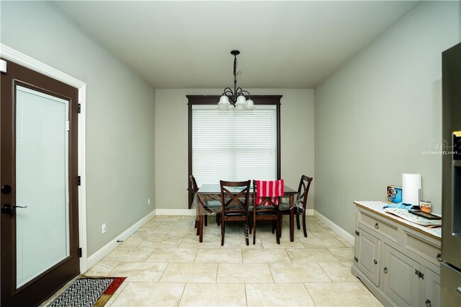 Photo - 2501 SW Tupelo Ave