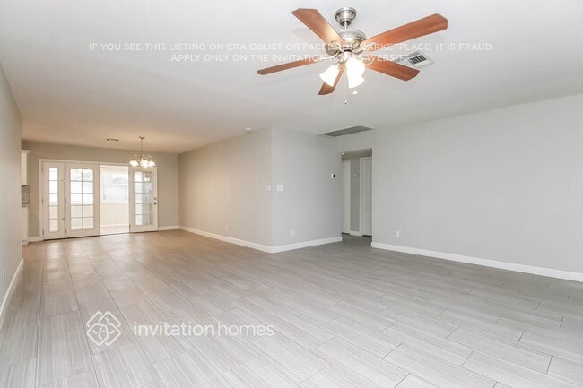 Photo - 2631 S Holbrook Ln