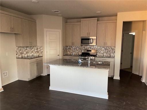 Photo - 804 Bridle Creek Dr