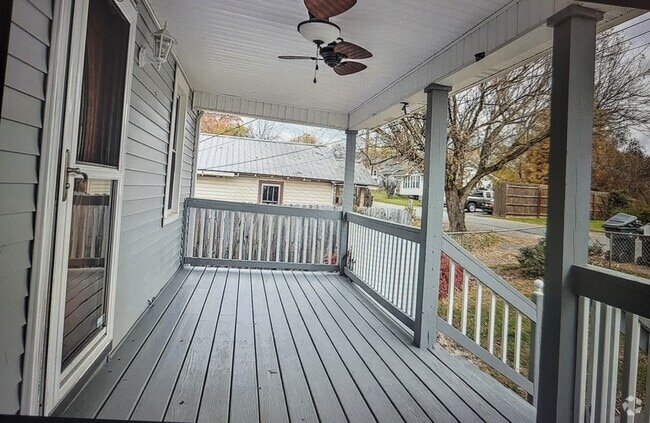 Building Photo - 1216 Kentucky Ave Rental