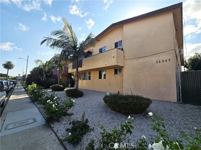 Building Photo - 12317 Gale Ave Unit E Rental