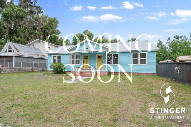 Building Photo - 928 9th St Unit 926