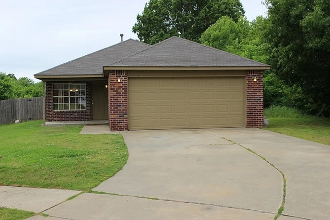 Photo - Charming 3 Bed / 2 Bath Home in Coweta – Spacious Lot + Creek Access!