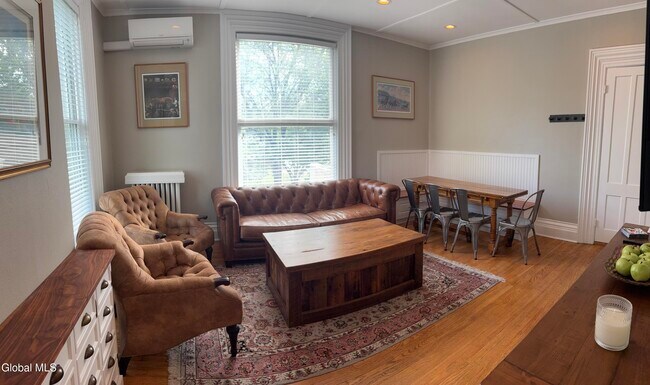 Photo - 143 Caroline St Unidad 4