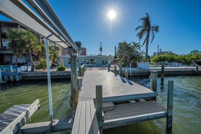 Photo - 14125 N Bayshore Dr