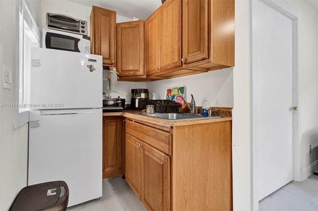 1169 SW 23rd Ave Unit 2B