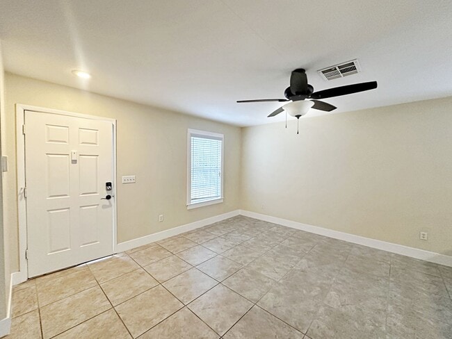 Photo - SINGLE STORY 3 BEDROOM HOME IN HENDERSON