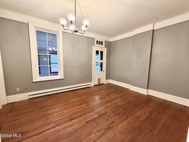 Photo - 10 W Main St