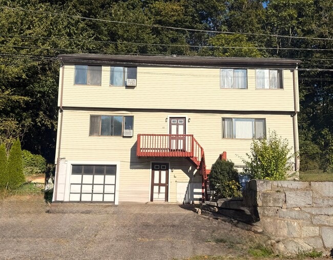 Building Photo - 9 Jewett St Unit 11 Rental