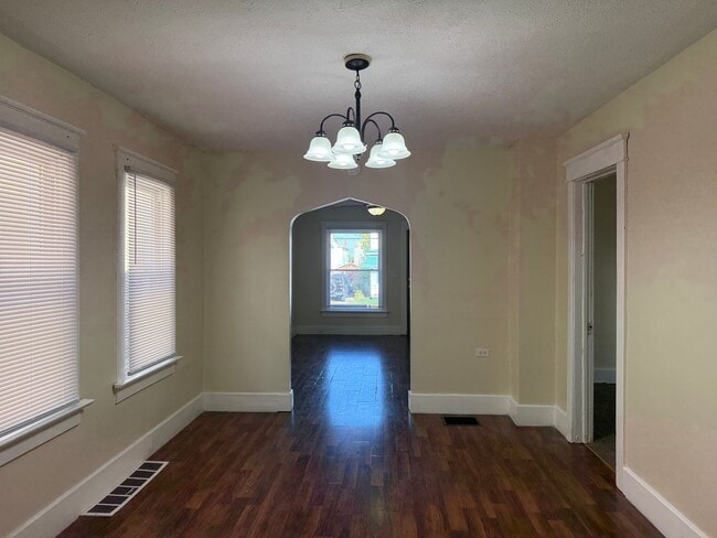 Photo - 1147 W 22nd St Unit 1st Floor