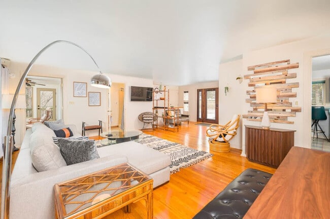 Photo - 1500 Palisades Dr Unidad ID1061611P