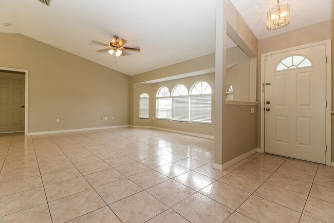 Photo - 239 Allworthy St