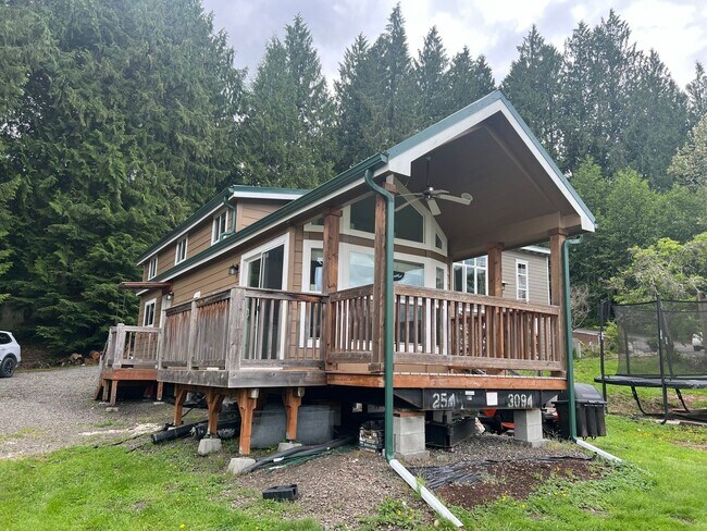 Photo - 1103 SW Lake Roesiger Rd Unidad Tiny House