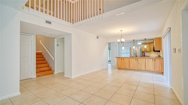 Photo - 11101 SW 15th Mnr