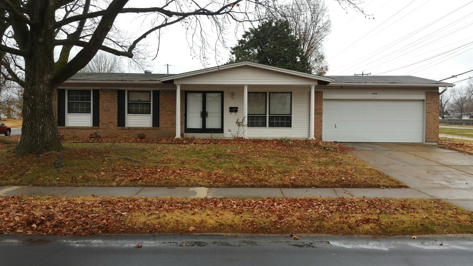 Photo - 1605 Loveland Dr