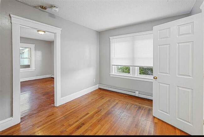 126 Sumner Ave Unit 12
