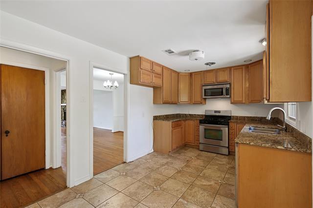 Photo - 6561 Axton Ln